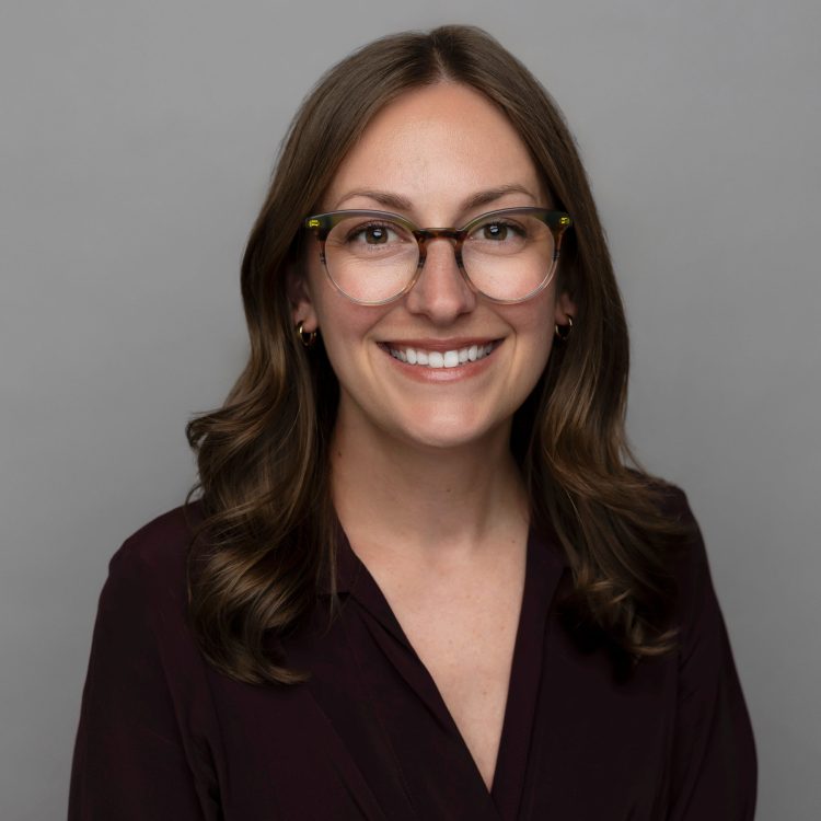 Lydia Starrs Bio
